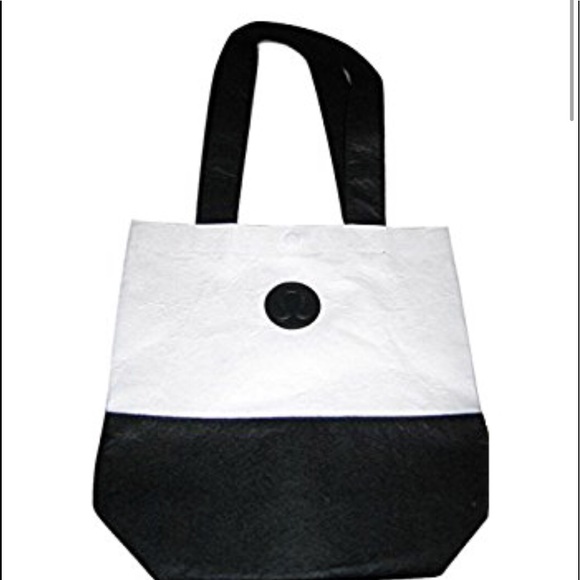lululemon athletica Handbags - Lululemon Tote Bag